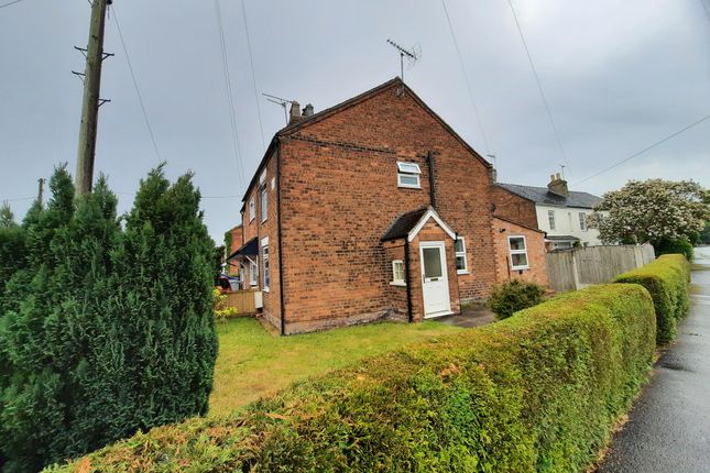 Thumbnail Cottage to rent in Eastern Road, Willaston, Nantwich