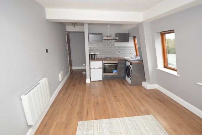 Bourneside House, Addlestone Road, Addlestone photo 2