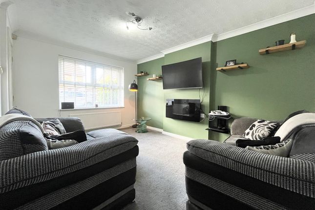 125, Kestrel Drive, Crewe photo 5