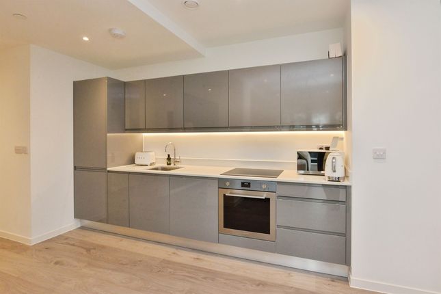 Flat 58, Tempus House, 249, Midsummer Boulevard, Milton Keynes photo 4