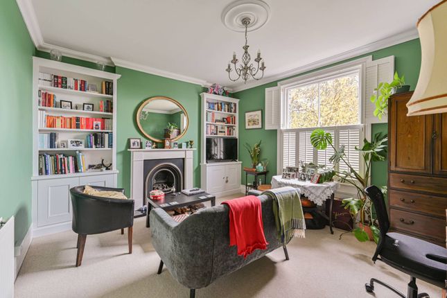 2-bed flat on Kempshott Road, Streatham Common, £500,000