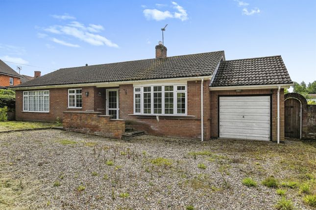 Detached bungalow for sale in Main Road, Hundleby, Spilsby