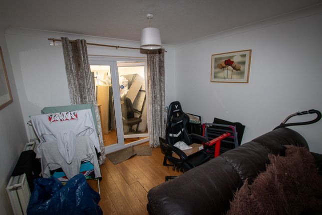 23, Goodwood Grove, Wrexham photo 4