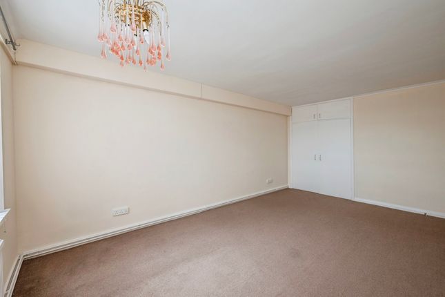 Flat 5, 1, The Conge, Great Yarmouth photo 3