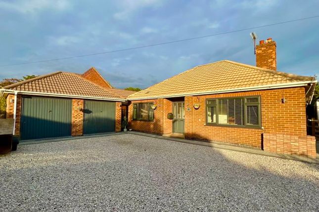 Thumbnail Detached bungalow for sale in Riverside Flats, North Street, West Butterwick, Scunthorpe