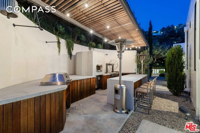 Detached house for sale in 1731 Rising Glen Rd, Los Angeles, Us