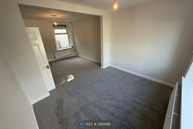 Clarence Street, Mountain Ash photo 5
