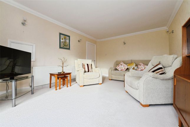143, Thorndon Avenue, Essex photo 5