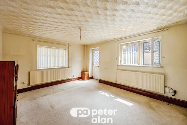 6, Tabor Place, Maesteg photo 2