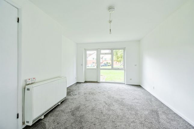 Flat 120, Westcroft, Chippenham photo 4