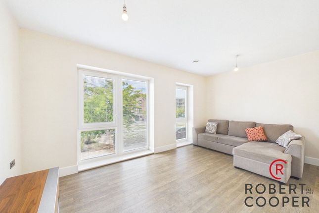 8, Sandpiper Drive, Harrow photo 4