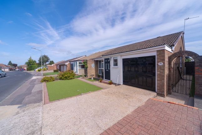 2-bed bungalow on 15, Thorndale Close, Chatham, £350,000