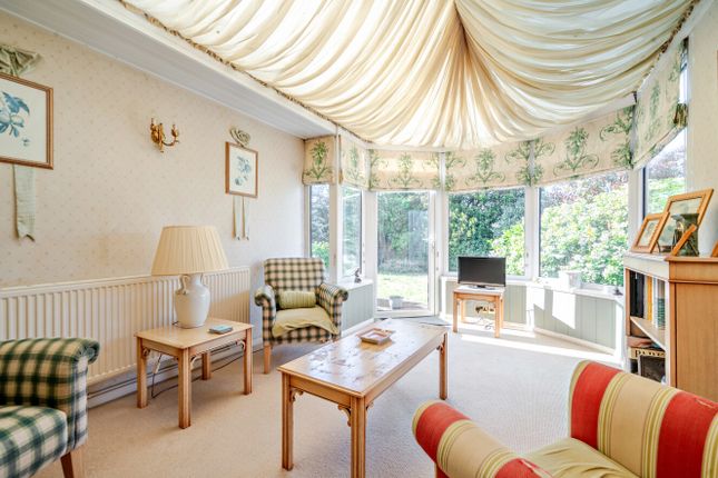 11, Redhill Close, East Sussex photo 4