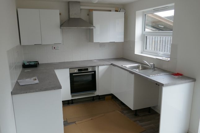 End terrace house to rent in Fosse Way, Yeovil