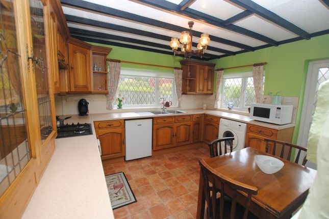 Cottage for sale in Brandlee, Dawley, Telford