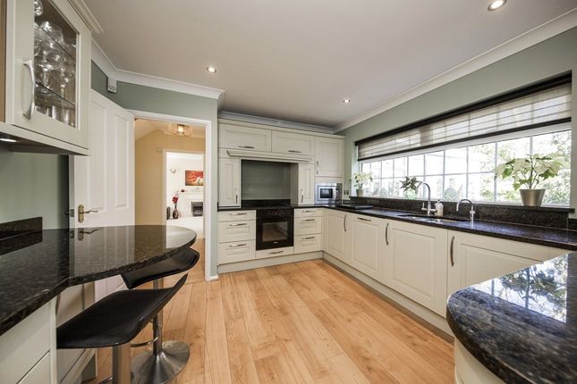 4, Malton Way, Kent photo 2