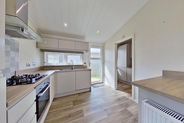 51, Rhododendron Close, Herne Bay photo 4