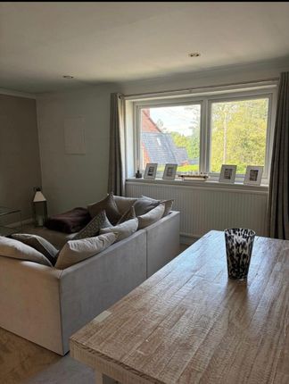 Flat 5, Rowan Court, Wilmslow photo 4