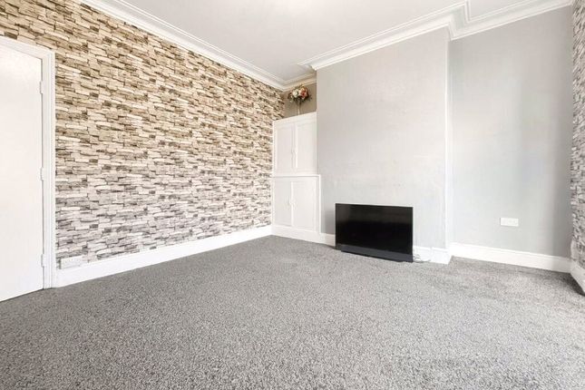 38, Nowell Crescent, West Yorkshire photo 5