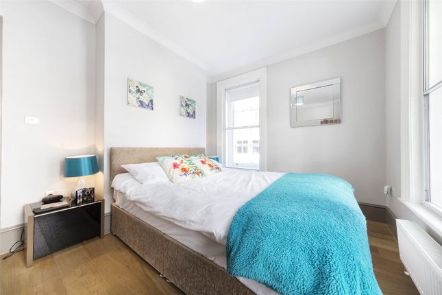 Flat for sale in Highwood House, 148 New Cavendish Street, London
