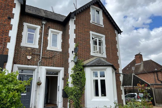 Thumbnail Flat for sale in Upton Park, Slough