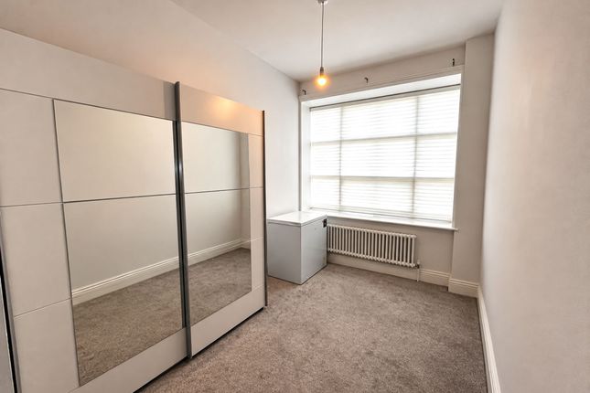 Apt 3, 2 Lawrence Road, Altrincham photo 4