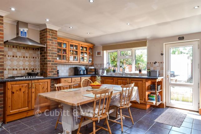 3, Worthing Road, Rustington photo 2