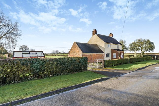 Thumbnail Detached house for sale in Fillingham Road, Willingham By Stow, Gainsborough