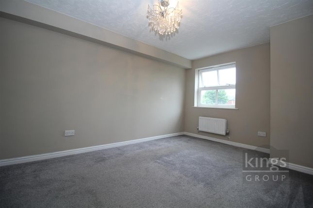 Flat for sale in Victoria Gate, Church Langley, Harlow