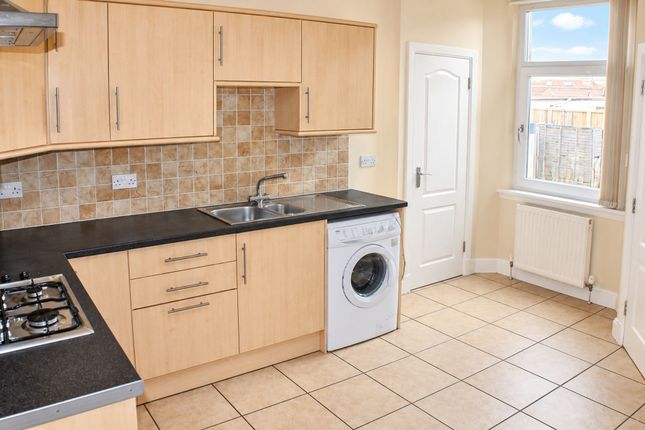 Bathgate photo 2