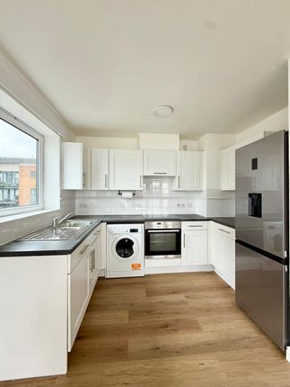 24, Sheerness Mews, London photo 4