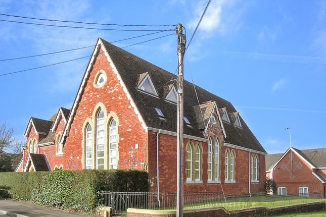 2-bed house on 3 Priory School, Victoria Road, Bishops Waltham, £335,000