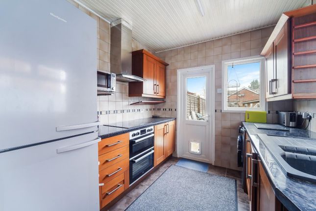 149, Longfellow Road, Worcester Park photo 3