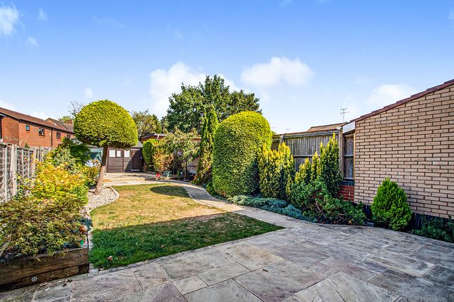 5, Eastwick Row, Hertfordshire photo 2
