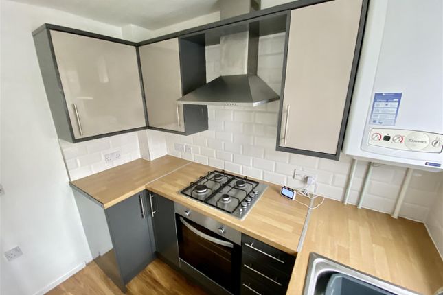 47, Dunnington Avenue, Kidderminster photo 5