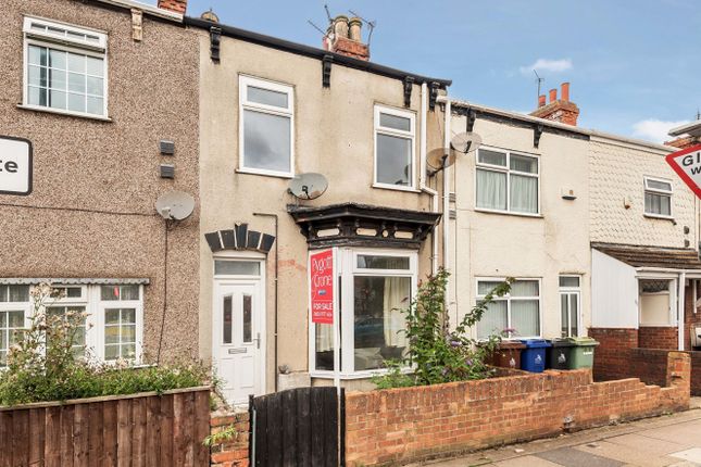 Thumbnail Terraced house for sale in Cartergate, Grimsby
