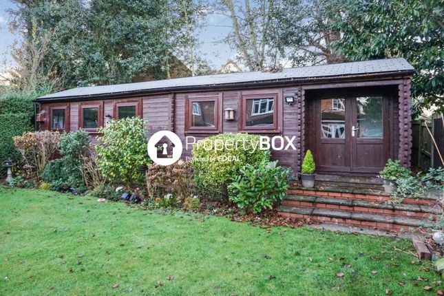 6 Bed Semi Detached House For Sale In Sussex Road Lexden