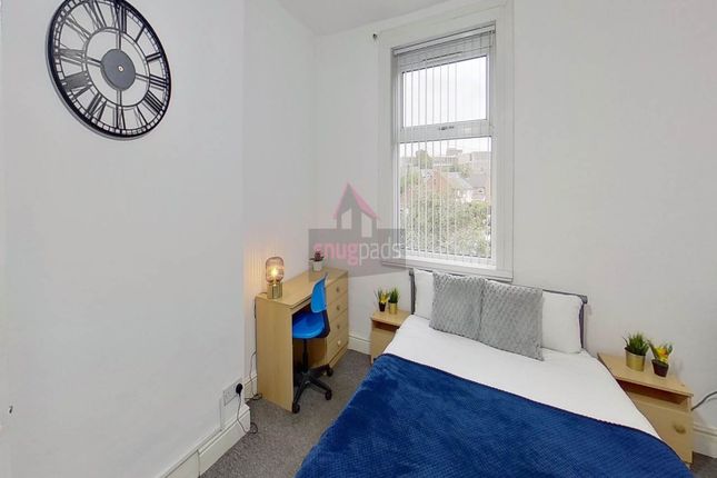 Trafalgar Road, Salford photo 4
