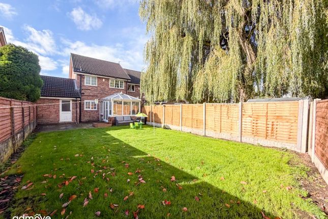 13 Yeoford Drive, Altrincham photo 4