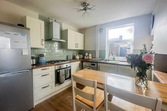 42, Derby Road, Ripley photo 5