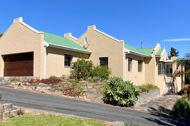 Thumbnail Apartment for sale in 61 Rotary Park Aftree-Oord, 61 Olienhout Avenue, Swellendam, Western Cape, South Africa