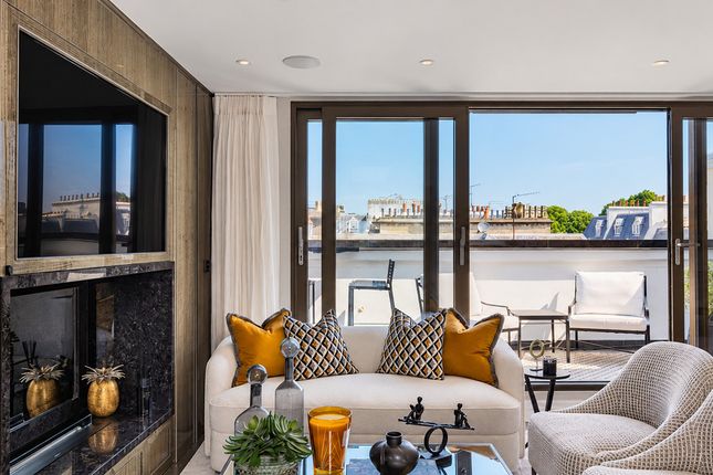 Prince Of Wales Terrace, London photo 2
