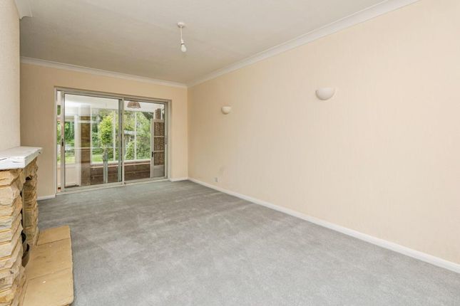 78 Harpesford Avenue, Virginia Water, SURREY photo 5