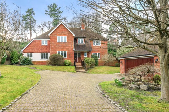 Thumbnail Detached house for sale in Chatsworth Place, Oxshott