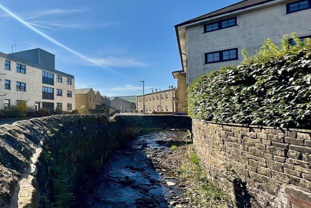Thumbnail Property to rent in School Lane, Barnoldswick