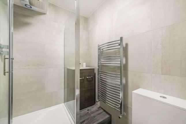 Hatherley Grove, Notting Hill photo 4