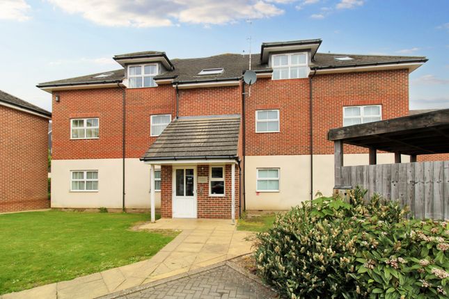 Flat for sale in Basset Court, Farnborough