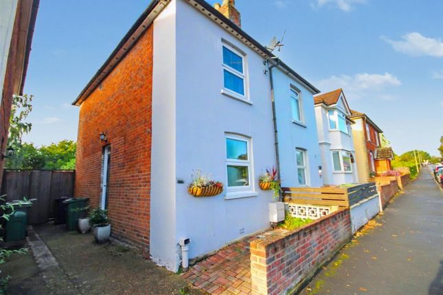2-bed house on 211, Stoughton Road, Guildford, £425,000