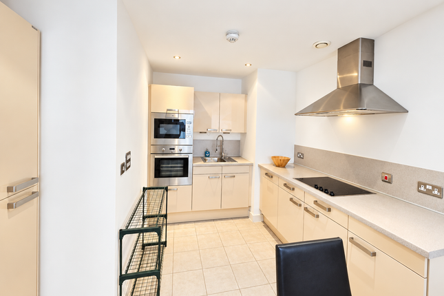 Apartment 210, Manchester photo 3