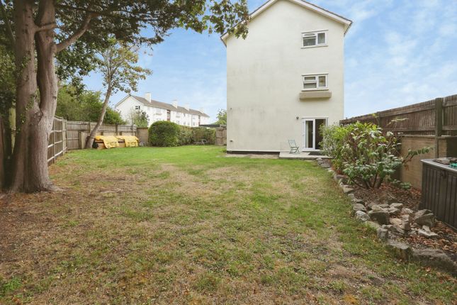 42, Atherfield Road, Hampshire photo 3
